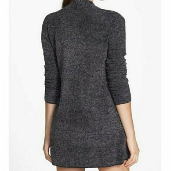 Barefoot Dreams Bamboo Chic Lite Calypso
Waterfall Dark Grey Cardigan Size: S/M - Picture 3 of 9